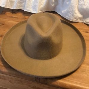 Brown hat